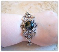 Celtic Scottish Irish Bracelet Triquetra Celtic Knot Antique Silver Swarovski Crystal Celtic Wedding Jewelry Victorian Medieval