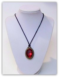 Historical Tudor Replica Necklace, Medieval Renaissance Replica Jewelry, Catherine of Aragon Necklace, Anne Boleyn Pendant, Ruby Red Pendant