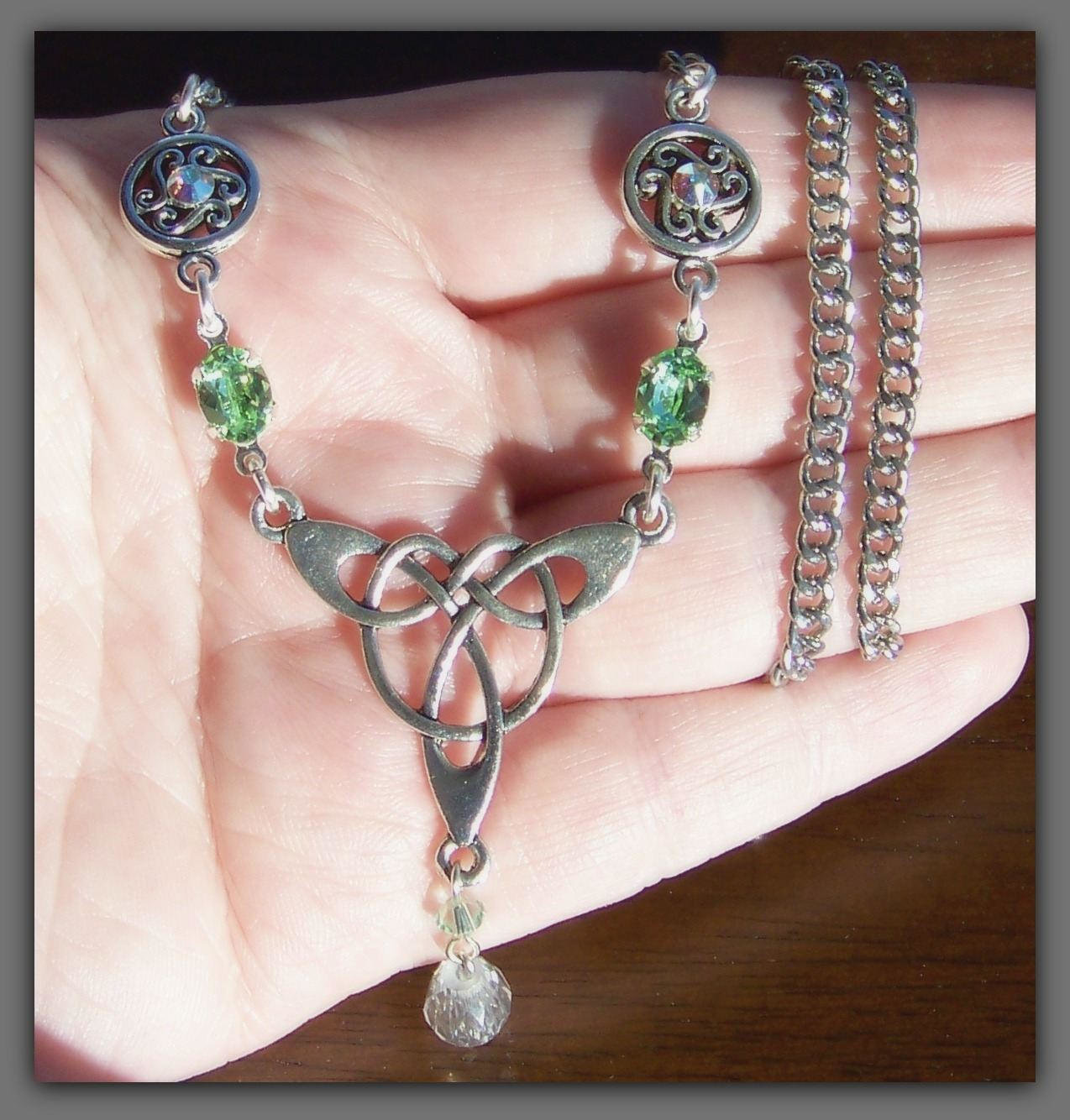 Celtic Necklace - Outlander - Scottish Jewelry, Celtic Jewelry, Outlander Necklace, Scottish Necklace, Celtic Knot, Irish Jewelry, Victorian